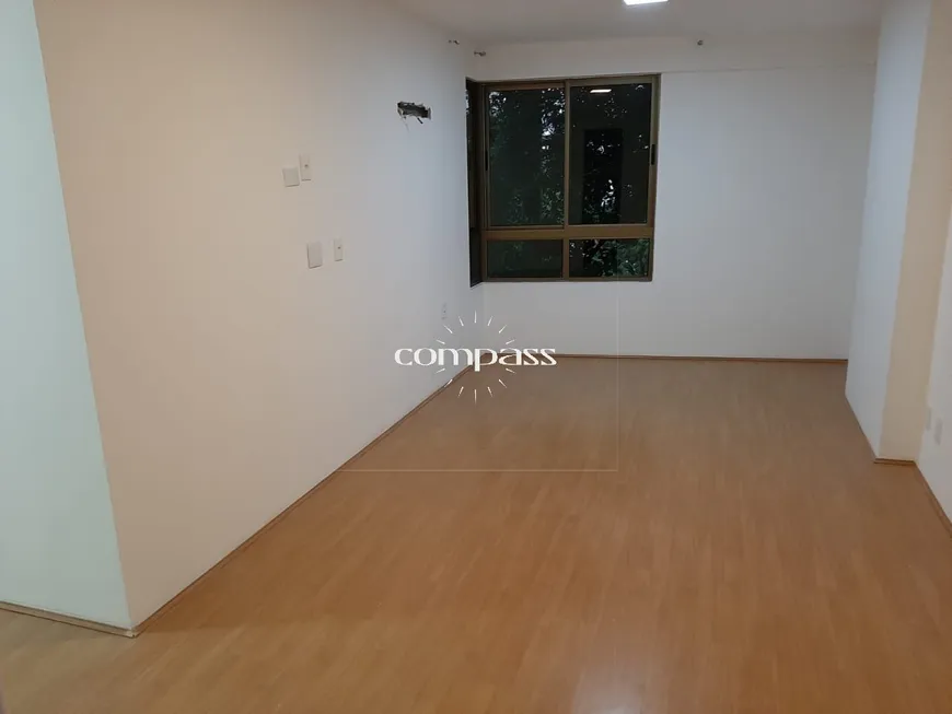 Foto 1 de Apartamento com 4 Quartos à venda, 200m² em Tamarineira, Recife