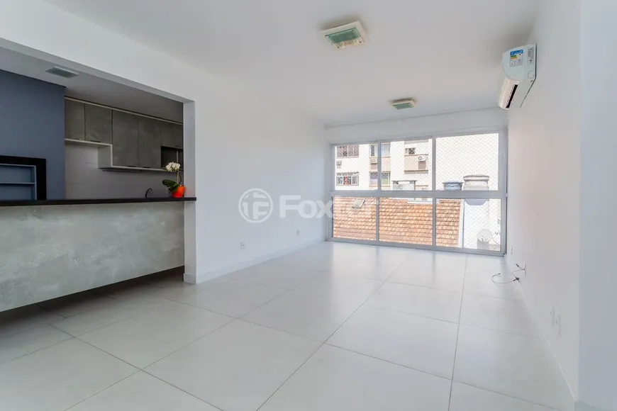 Foto 1 de Apartamento com 2 Quartos à venda, 80m² em Rio Branco, Porto Alegre