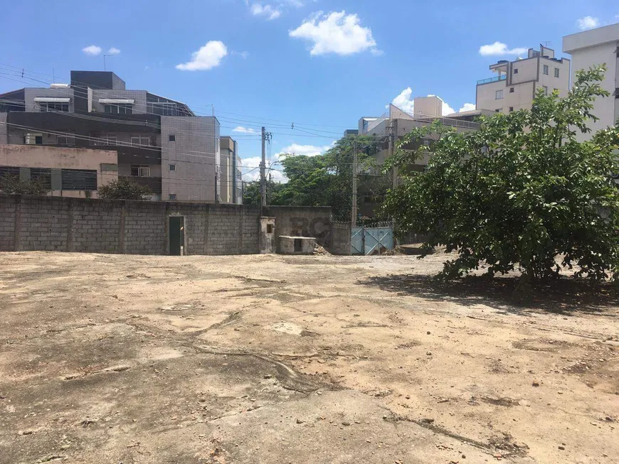 Foto 1 de para alugar, 750m² em Calafate, Belo Horizonte