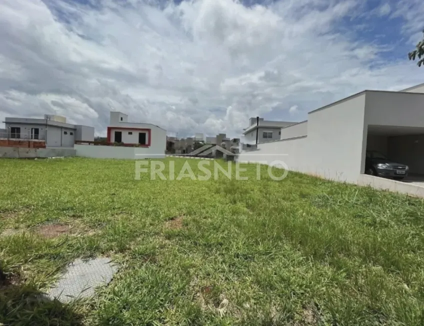 Foto 1 de Lote/Terreno à venda, 250m² em Taquaral, Piracicaba
