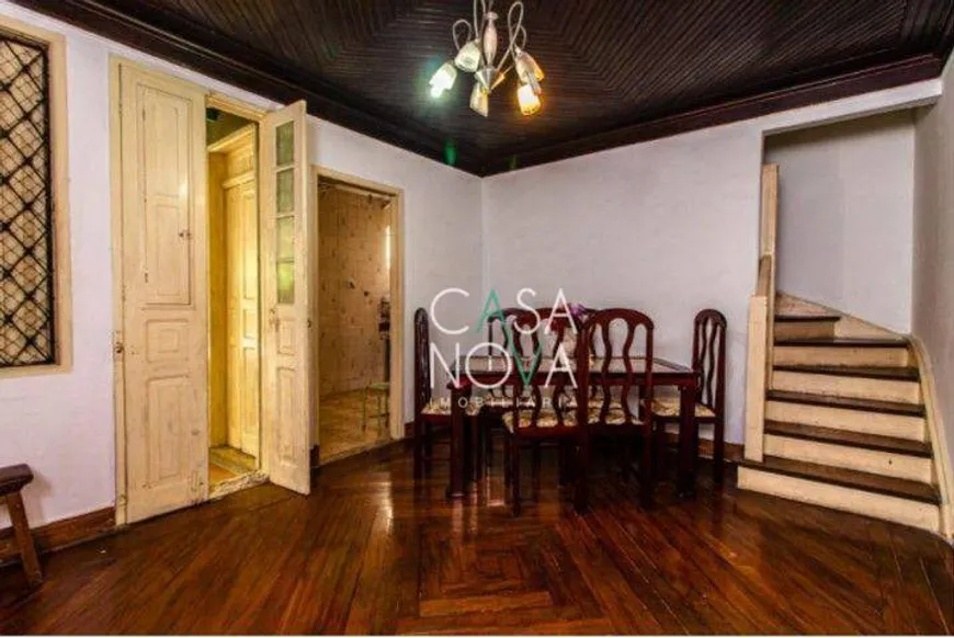 Foto 1 de Casa com 2 Quartos à venda, 110m² em Vila Matias, Santos