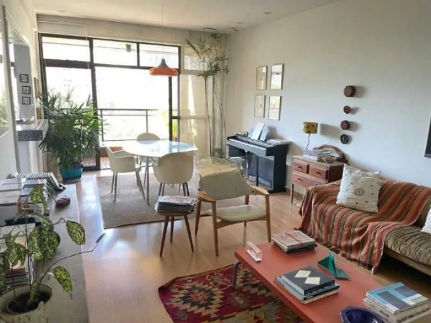 Foto 1 de Apartamento com 2 Quartos à venda, 97m² em Leblon, Rio de Janeiro