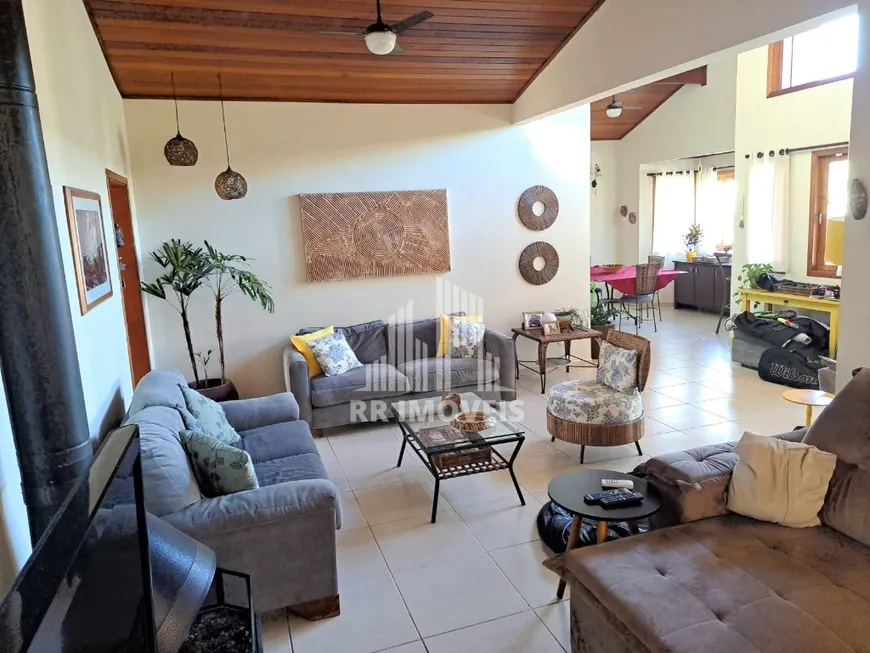 Foto 1 de Casa de Condomínio com 3 Quartos à venda, 177m² em Suru, Santana de Parnaíba