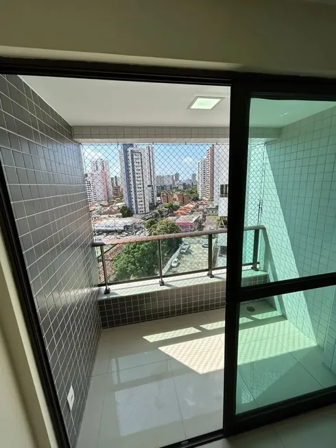 Foto 1 de Apartamento com 3 Quartos à venda, 87m² em Madalena, Recife