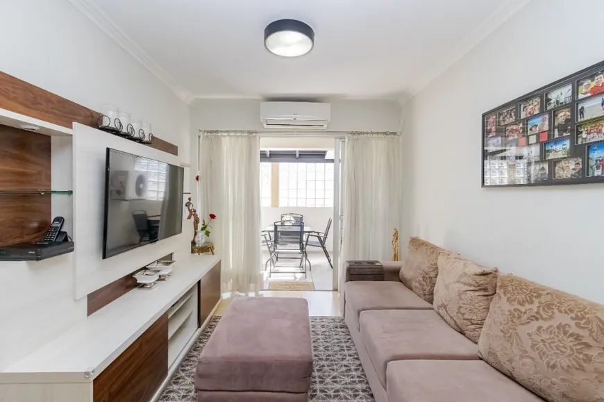 Foto 1 de Apartamento com 3 Quartos à venda, 100m² em São Lourenço, Curitiba