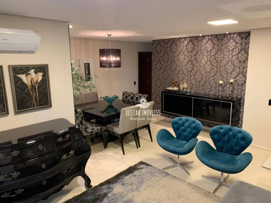 Foto 1 de Apartamento com 3 Quartos à venda, 140m² em Rezende Junqueira, Uberlândia