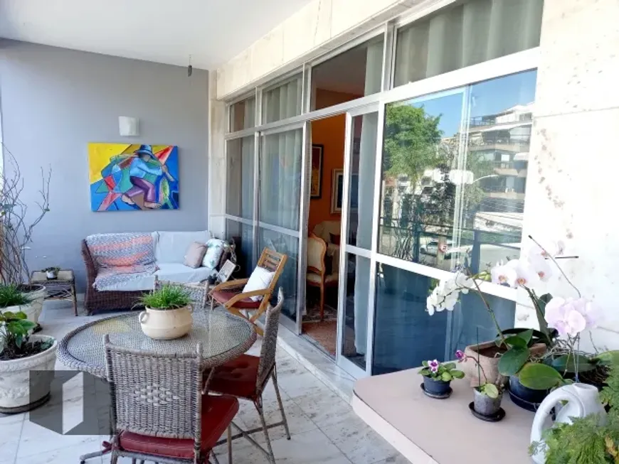 Foto 1 de Apartamento com 3 Quartos à venda, 148m² em Barra da Tijuca, Rio de Janeiro