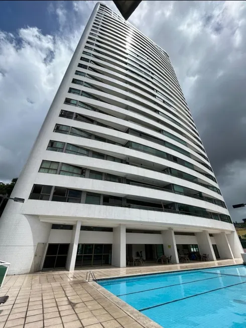 Foto 1 de Apartamento com 4 Quartos para alugar, 192m² em Monteiro, Recife