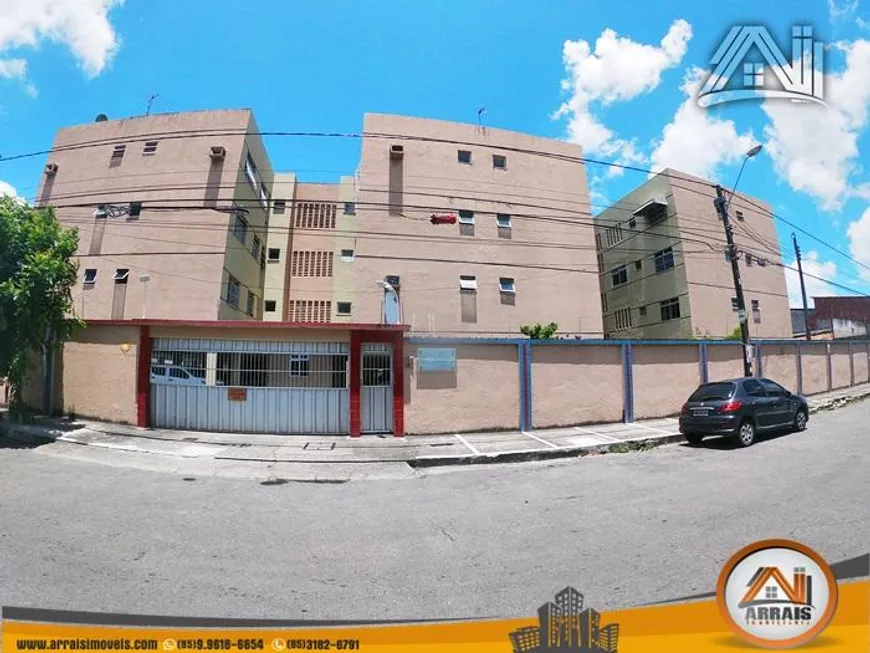 Foto 1 de Apartamento com 3 Quartos à venda, 83m² em Montese, Fortaleza