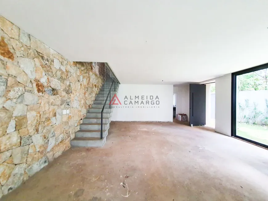 Foto 1 de Casa com 4 Quartos à venda, 318m² em Jardim Paulista, São Paulo