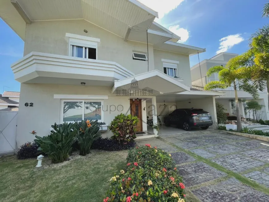 Foto 1 de Casa de Condomínio com 4 Quartos à venda, 330m² em Urbanova, São José dos Campos