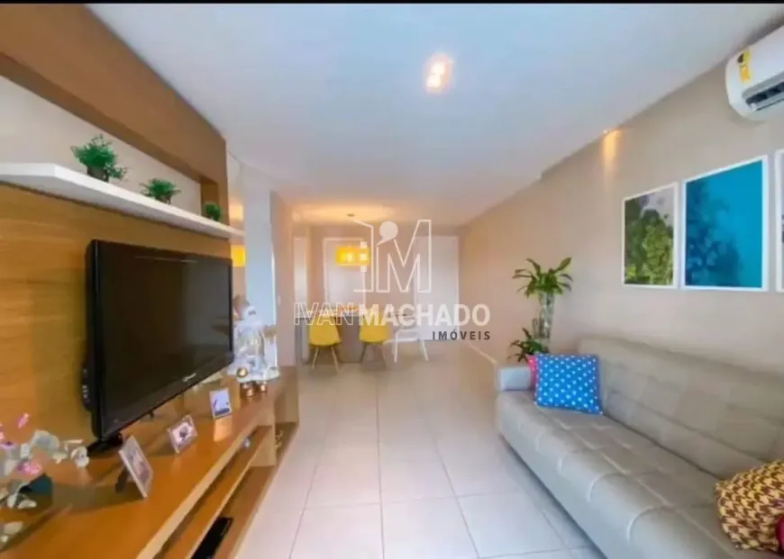 Foto 1 de Apartamento com 3 Quartos para alugar, 98m² em Enseada do Suá, Vitória