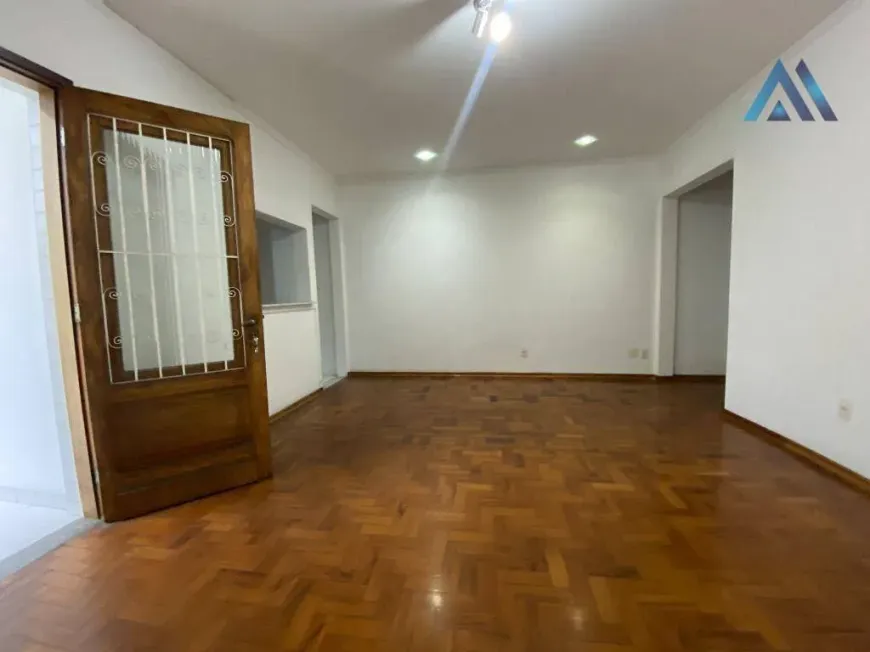 Foto 1 de Sobrado com 33 Quartos à venda, 180m² em Encruzilhada, Santos