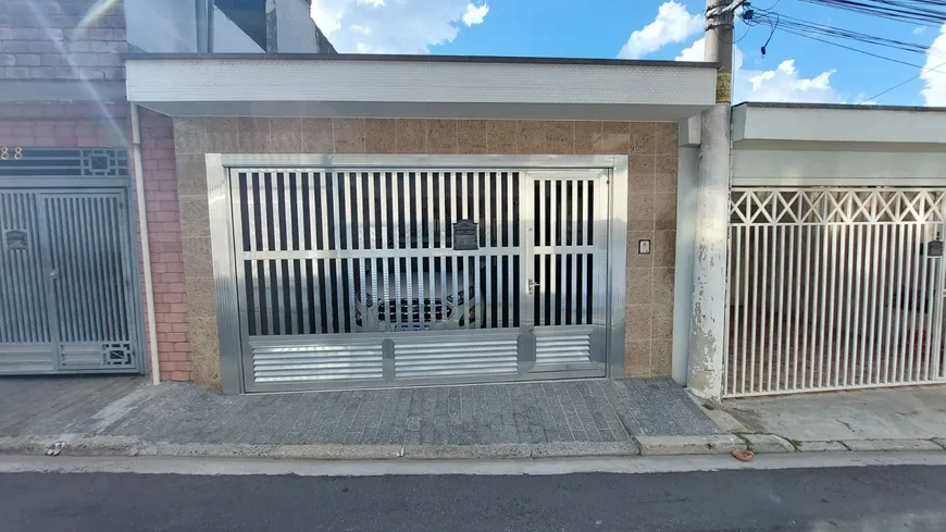 Foto 1 de Casa com 2 Quartos à venda, 145m² em Vila Barreto, São Paulo