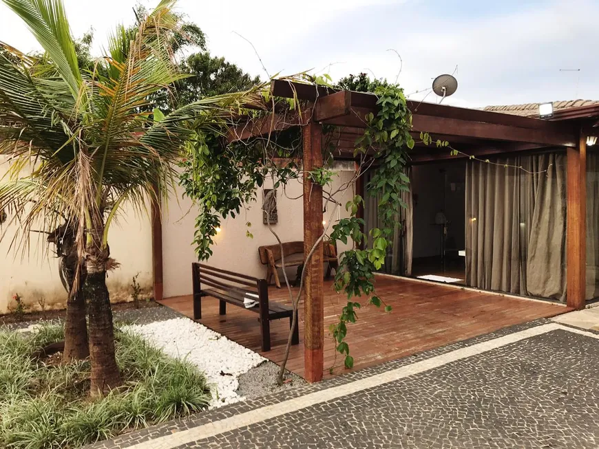 Foto 1 de Casa de Condomínio com 3 Quartos à venda, 500m² em Riacho Fundo I, Brasília