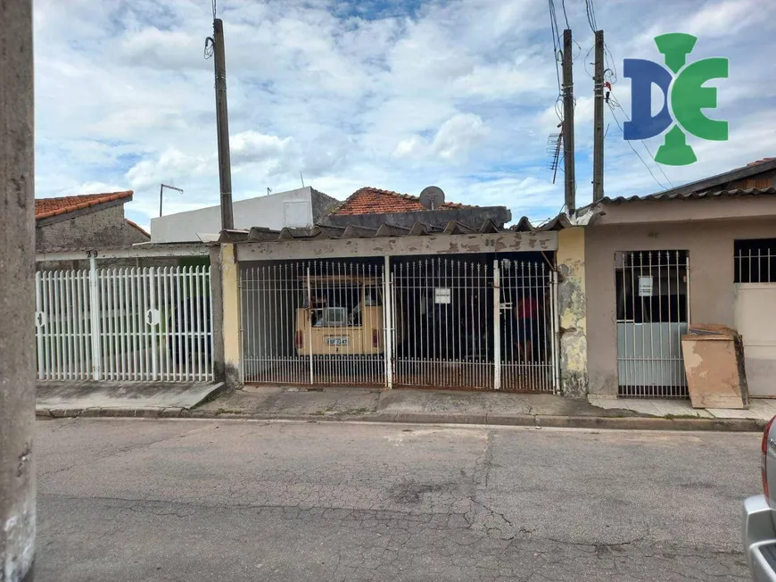 Foto 1 de Casa com 2 Quartos à venda, 130m² em Parque Santo Antônio, Jacareí