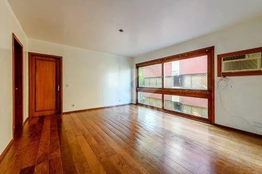 Foto 1 de Apartamento com 3 Quartos para venda ou aluguel, 120m² em Moinhos de Vento, Porto Alegre