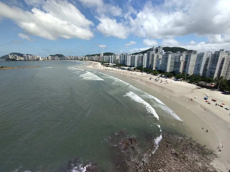 Foto 1 de Apartamento com 3 Quartos à venda, 150m² em Pitangueiras, Guarujá