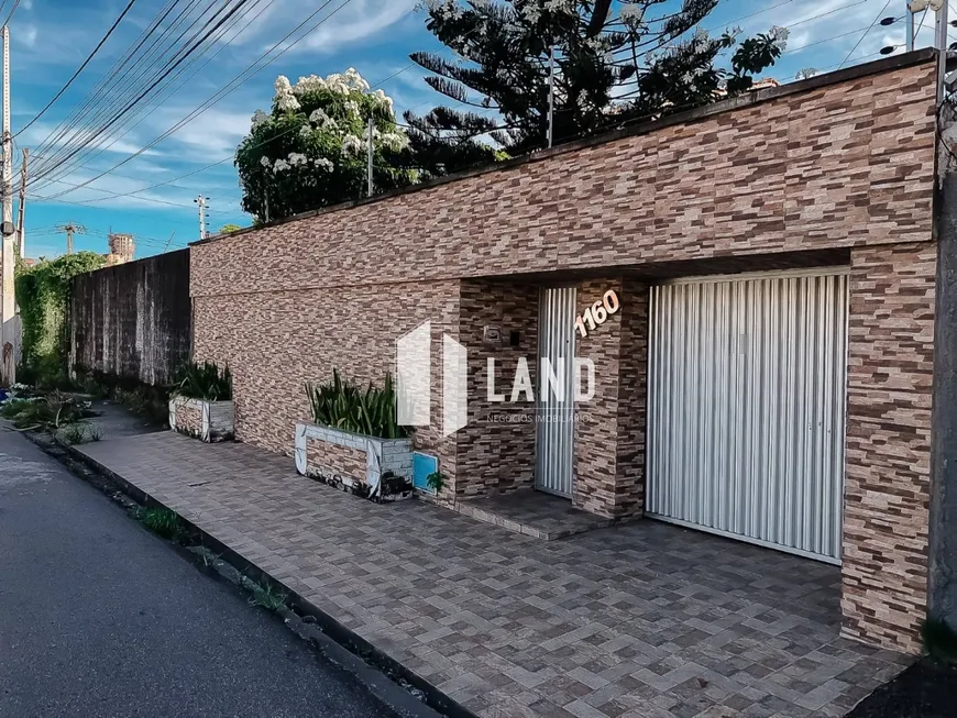 Foto 1 de Casa com 3 Quartos à venda, 521m² em Sao Gerardo, Fortaleza