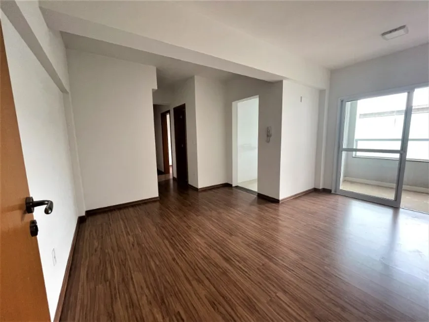 Foto 1 de Apartamento com 2 Quartos à venda, 65m² em Jardim Ipiranga, Americana