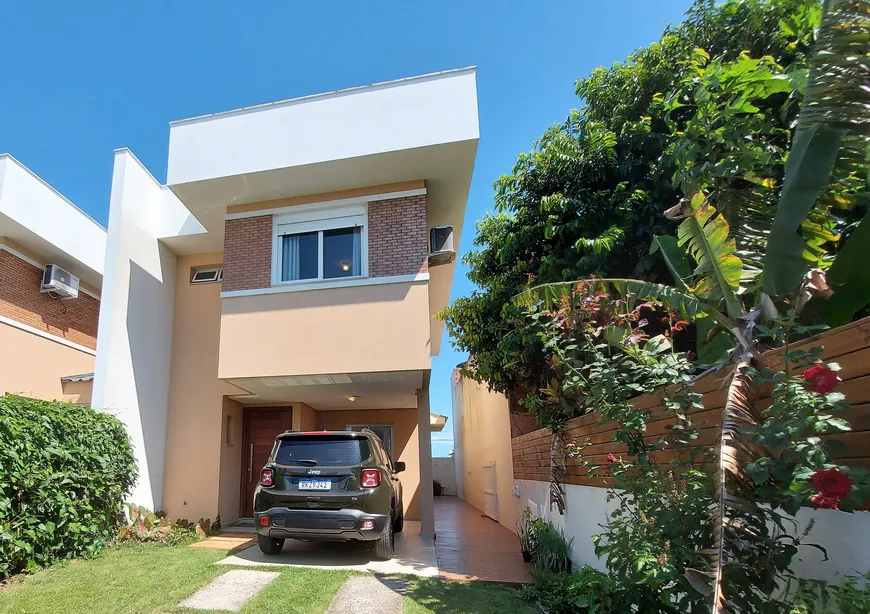 Foto 1 de Casa com 3 Quartos à venda, 128m² em Campeche, Florianópolis