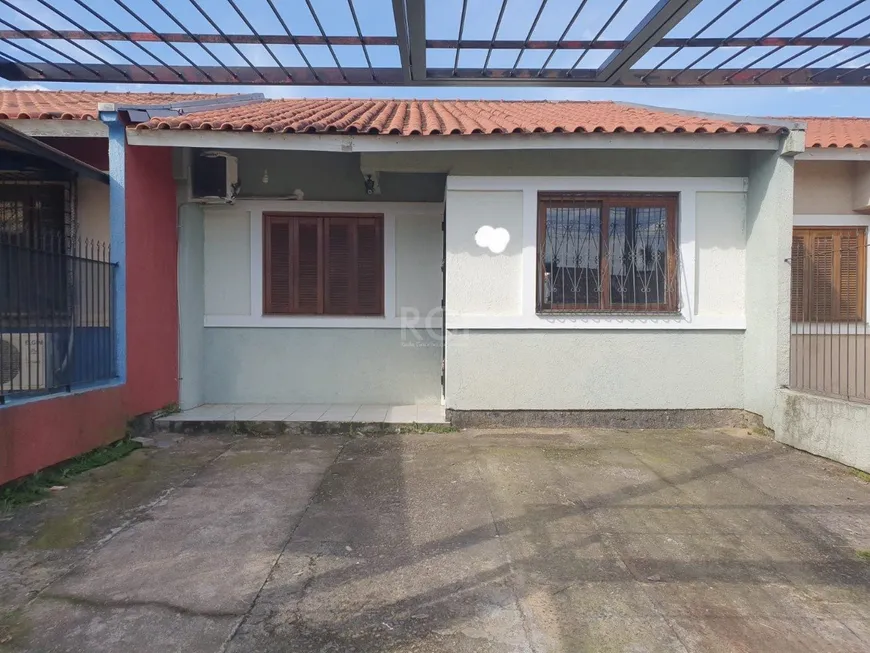 Foto 1 de Casa com 2 Quartos à venda, 50m² em Hípica, Porto Alegre