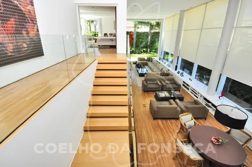 Foto 1 de Casa de Condomínio com 3 Quartos à venda, 570m² em Alphaville, Santana de Parnaíba