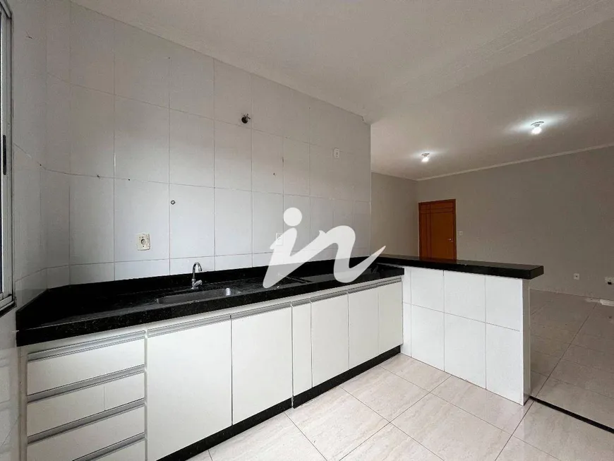 Foto 1 de Apartamento com 2 Quartos à venda, 80m² em Jardim Botânico, Uberlândia