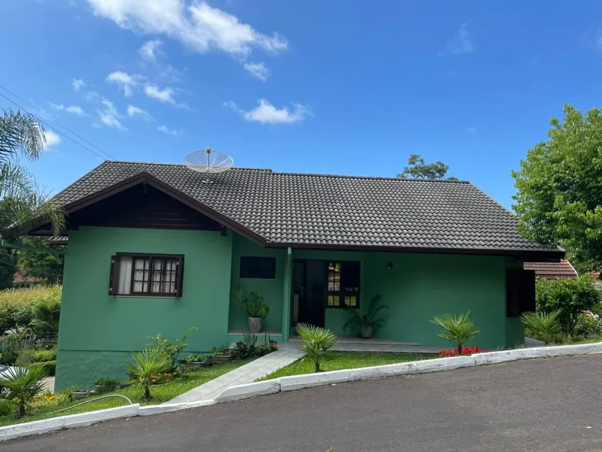 Foto 1 de Casa com 5 Quartos à venda, 250m² em Planalto, Gramado