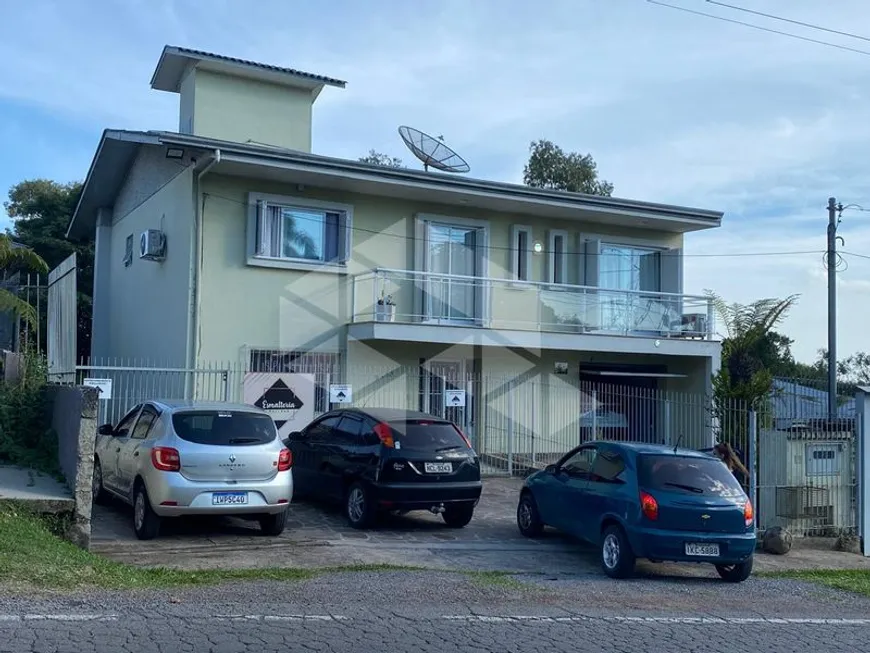 Foto 1 de Casa com 3 Quartos para alugar, 171m² em Desvio Rizzo, Caxias do Sul