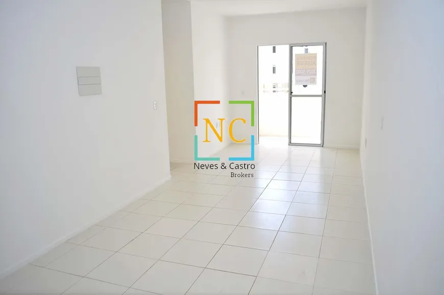 Foto 1 de Apartamento com 2 Quartos à venda, 62m² em Areias, São José