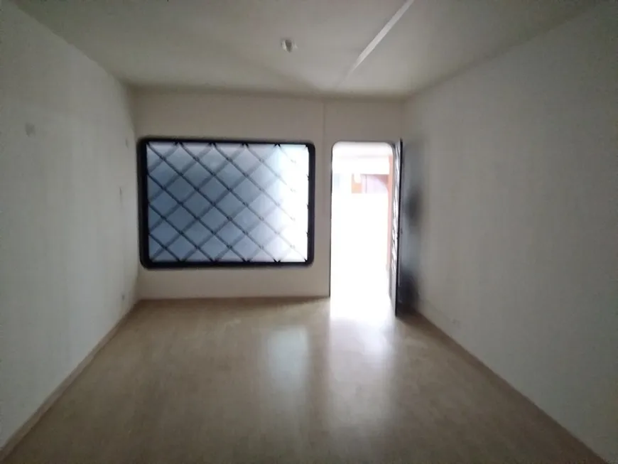 Foto 1 de Sala Comercial com 1 Quarto para alugar, 35m² em São Benedito, Uberaba