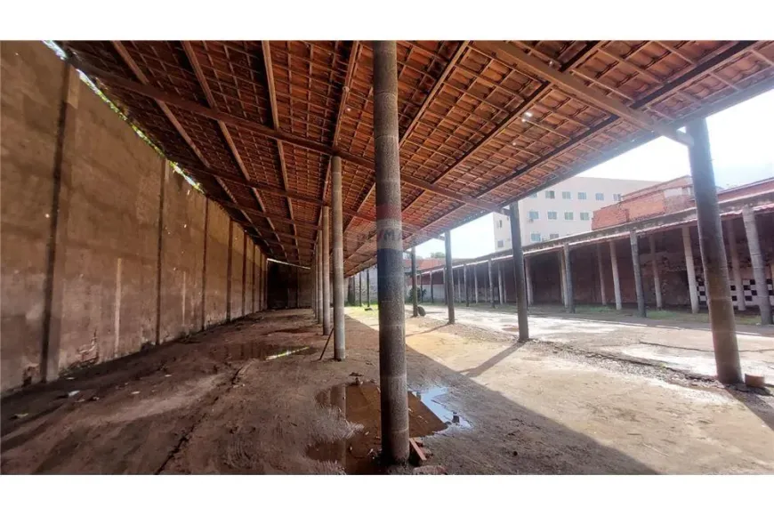 Foto 1 de Lote/Terreno à venda, 1832m² em Parangaba, Fortaleza