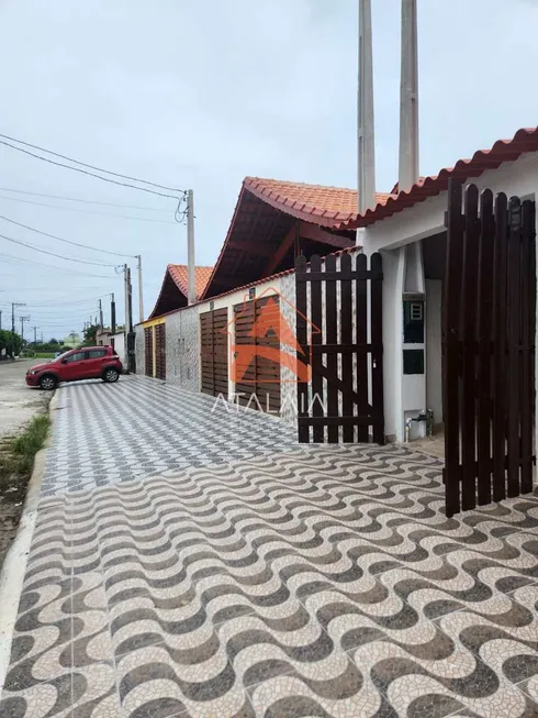 Foto 1 de Casa com 2 Quartos à venda, 75m² em Copacabana Paulista, Mongaguá