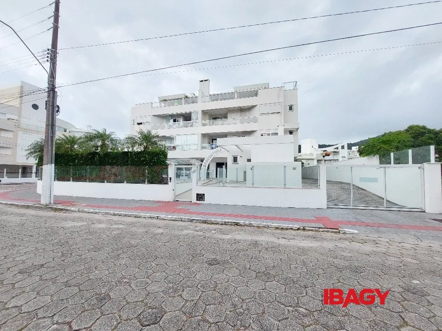 Foto 1 de Apartamento com 3 Quartos para alugar, 105m² em Ingleses do Rio Vermelho, Florianópolis