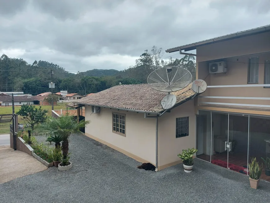 Foto 1 de Casa com 5 Quartos à venda, 380m² em Limeira, Brusque