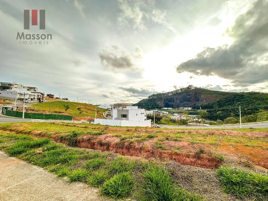 Foto 1 de Lote/Terreno à venda, 300m² em Ipiranga, Juiz de Fora