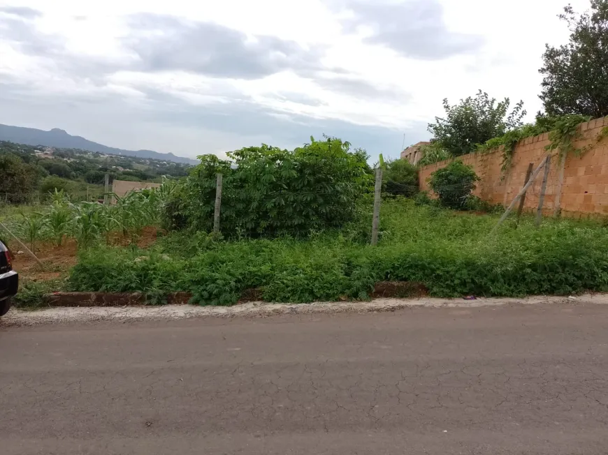 Foto 1 de Lote/Terreno à venda, 360m² em Novo Igarapé, Igarapé