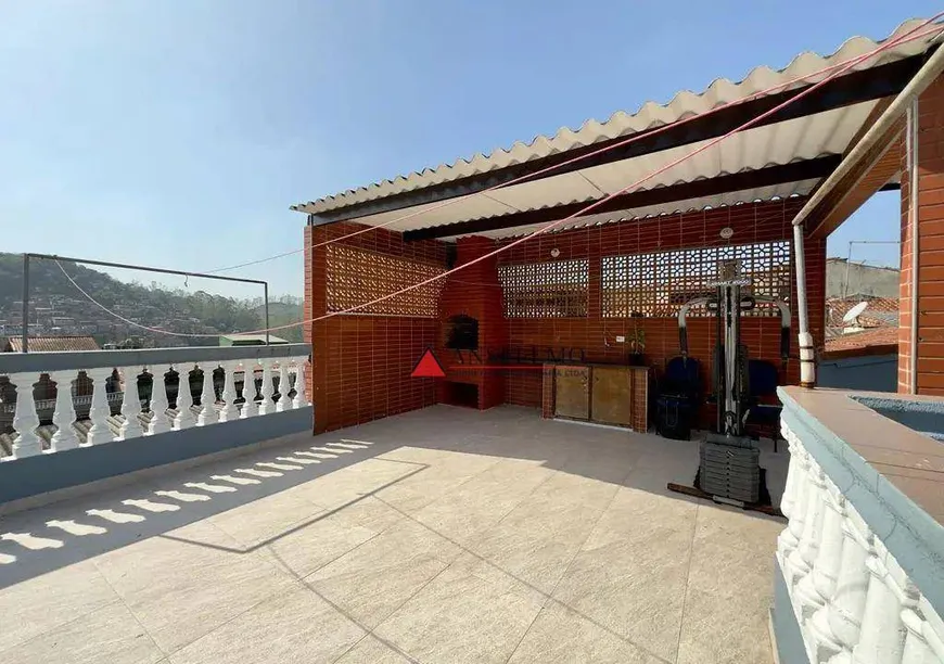 Foto 1 de Casa com 3 Quartos à venda, 160m² em Parque Selecta, São Bernardo do Campo