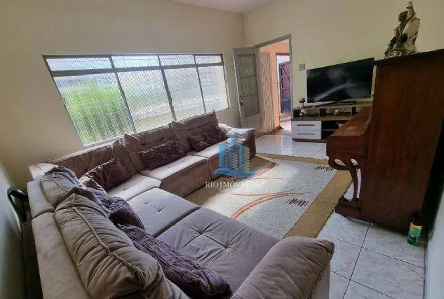 Foto 1 de Casa com 2 Quartos à venda, 300m² em Olímpico, São Caetano do Sul