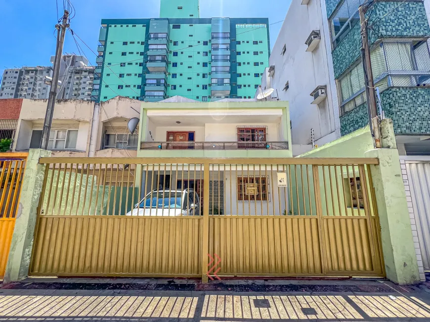 Foto 1 de Casa com 4 Quartos à venda, 240m² em Itapuã, Vila Velha