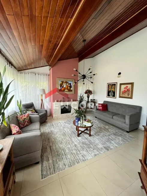 Foto 1 de Casa de Condomínio com 3 Quartos à venda, 300m² em Barreirinho, Aracoiaba da Serra