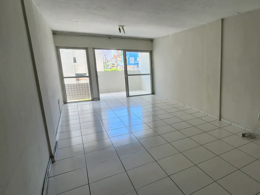 Foto 1 de Apartamento com 3 Quartos para venda ou aluguel, 110m² em Boa Viagem, Recife