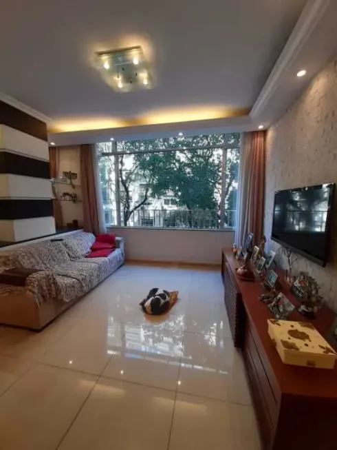 Foto 1 de Apartamento com 3 Quartos à venda, 140m² em Copacabana, Rio de Janeiro