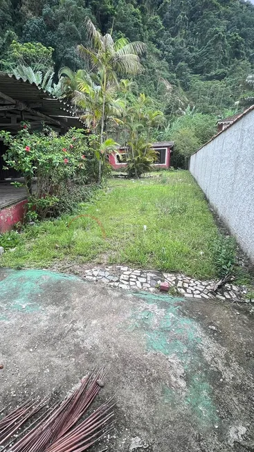 Foto 1 de Lote/Terreno à venda, 650m² em Boiçucanga, São Sebastião