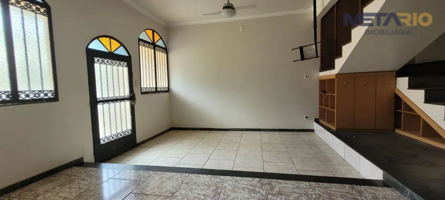 Foto 1 de Casa com 3 Quartos à venda, 150m² em  Vila Valqueire, Rio de Janeiro