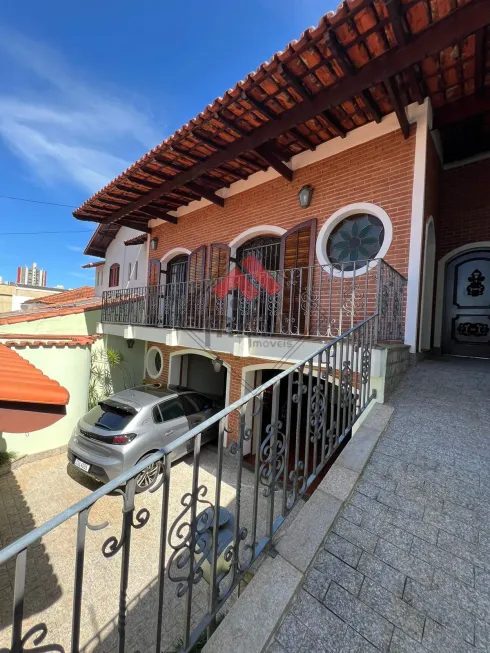 Foto 1 de Casa com 3 Quartos para venda ou aluguel, 500m² em Campestre, Santo André