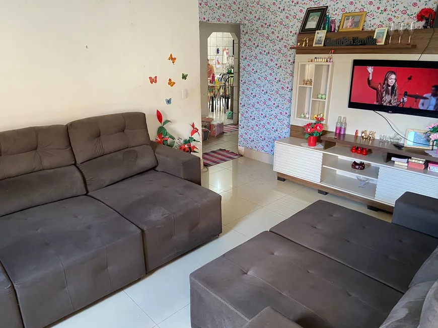 Foto 1 de Casa com 2 Quartos à venda, 420m² em Vila Oliveira, Aparecida de Goiânia