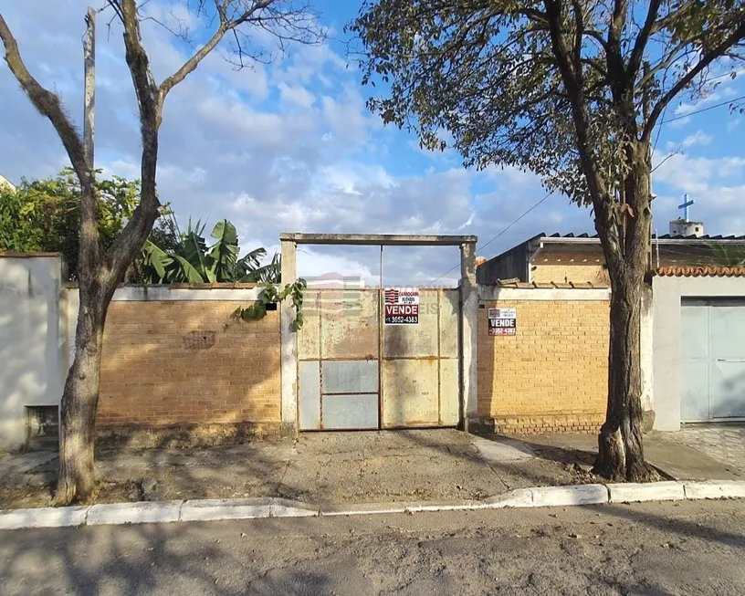 Foto 1 de Lote/Terreno à venda, 300m² em Vila Santos, Caçapava