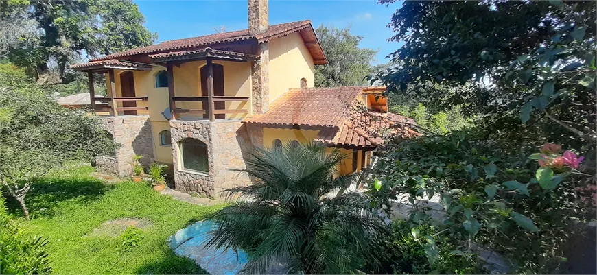 Foto 1 de Casa de Condomínio com 3 Quartos à venda, 300m² em Serra da Cantareira, Mairiporã